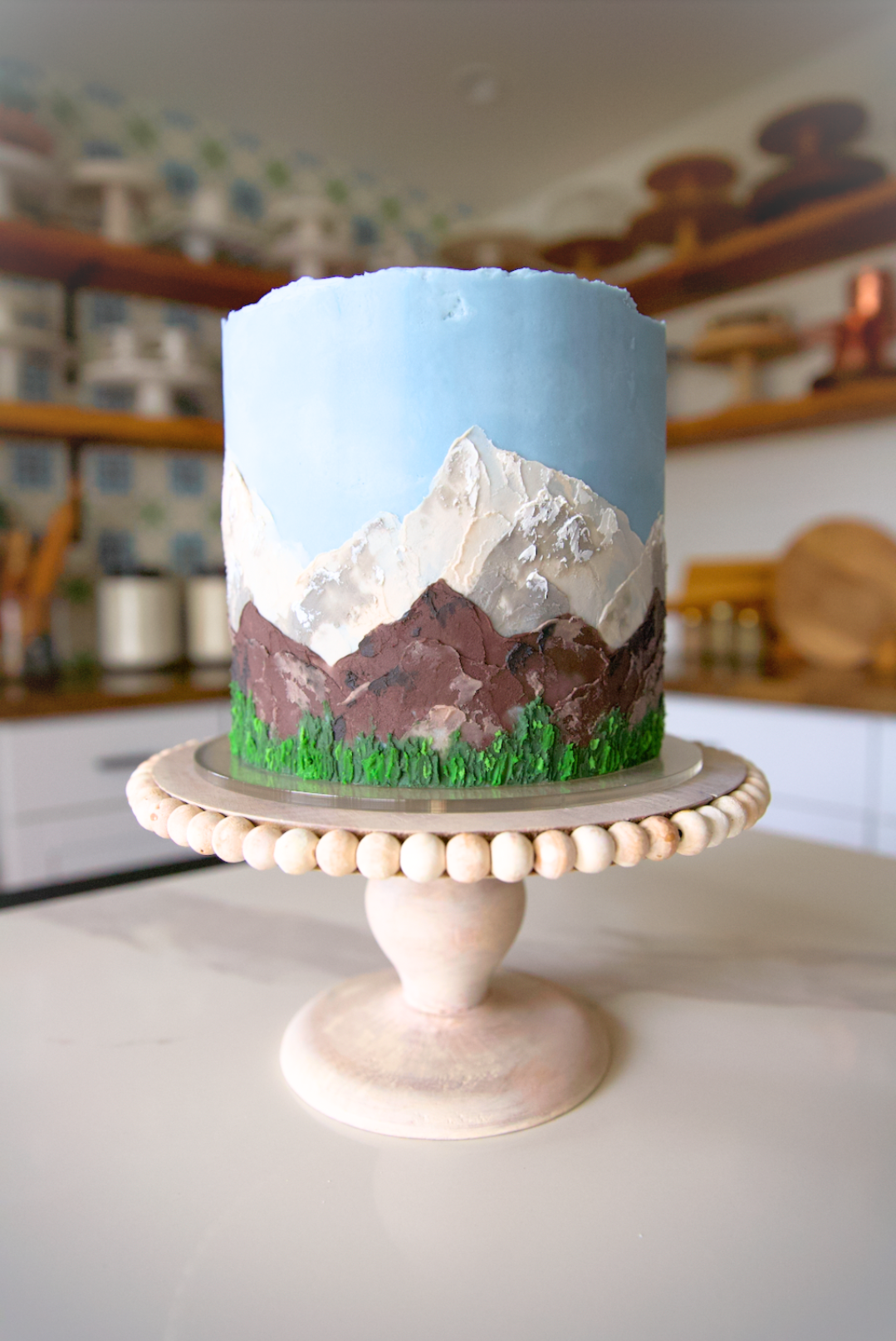 A cake with balconies and hand-painted scenery...just perfect for a  destination wedding! Comment w… | Wedding cake forest, Painted wedding cake,  Crazy wedding cakes